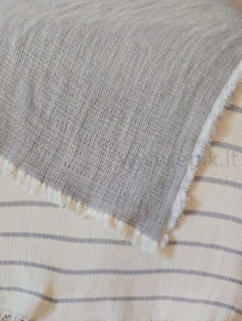 Prabangi dvipusė medvilninė Muslin lovatiesė "Fiora II", pilkos/pieno baltos spalvos